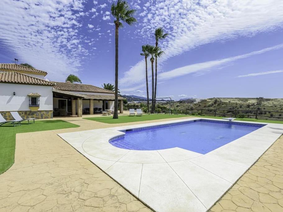 Вилла Alcam El Cortijo Эстепона Экстерьер фото